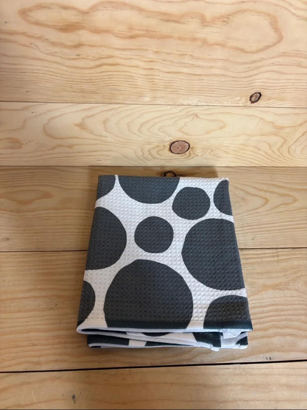Geometry polka‎ dot dish towel